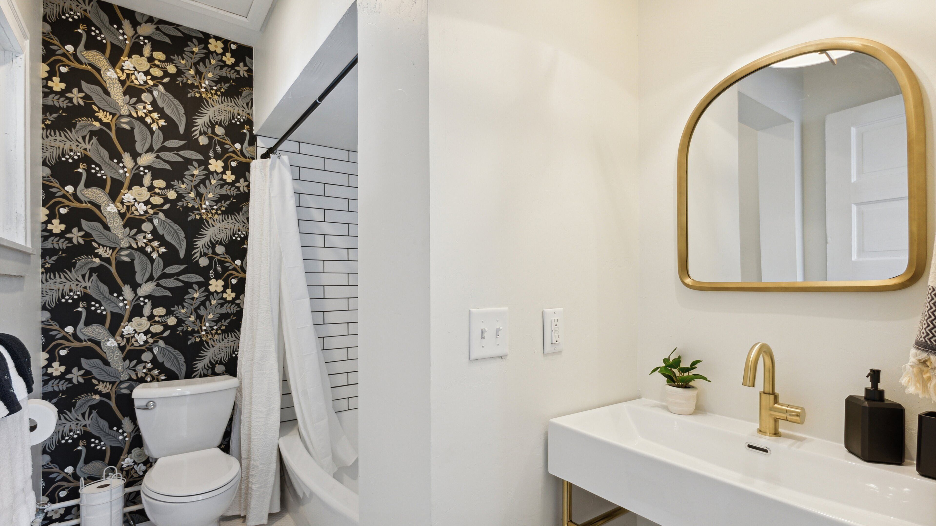 Hårtørrer, håndklæder, Sæbe, Shampoo