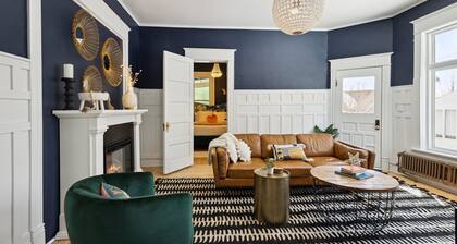 Updated Apt - Close to everything!