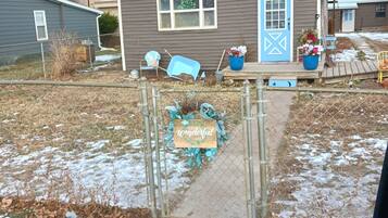 Enceinte de lâhĂ©bergement