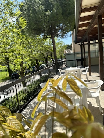 Rooftop terrace. Hotel Serafini Rimini