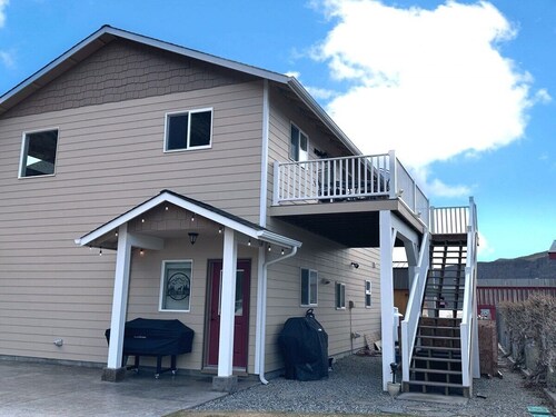 Black Dog Inn, Relaxing Retreat Near Gorge Amphitheater & River