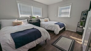 3 bedrooms, iron/ironing board, free WiFi, bed sheets