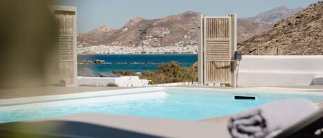 Villa, Accessible, Smoking