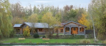 Chalet the Kingfisher on small nature campsite 't Ol Gat