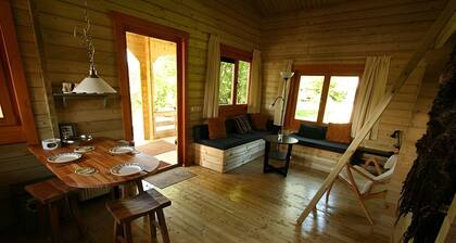 Chalet the Kingfisher on small nature campsite 't Ol Gat