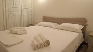 2 habitaciones, wifi gratis y ropa de cama 
