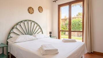 3 quartos, Wi-Fi de cortesia, roupa de cama