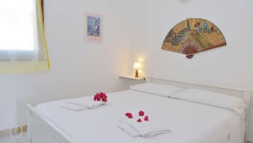 1 bedroom, iron/ironing board, bed sheets