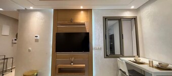 Cosy & Quiet Studio next to Train Station