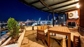 Unclassified image, 4 of 50, button - Sofia Luxury 3-bed Penthouse Apartment, Sleeps 6 (Sofia)