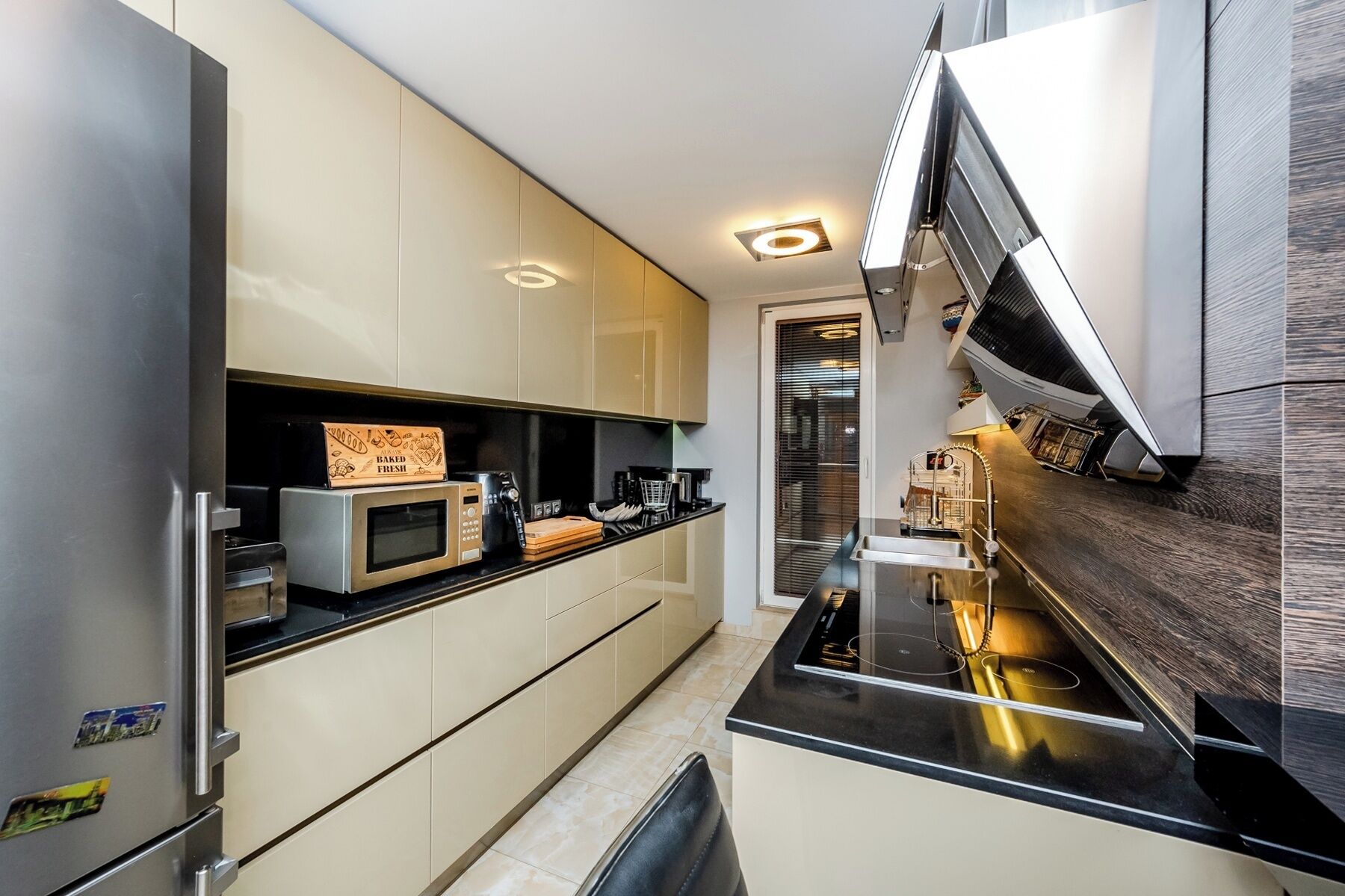 Apartment | Private kitchen | Fridge, microwave, oven, stovetop