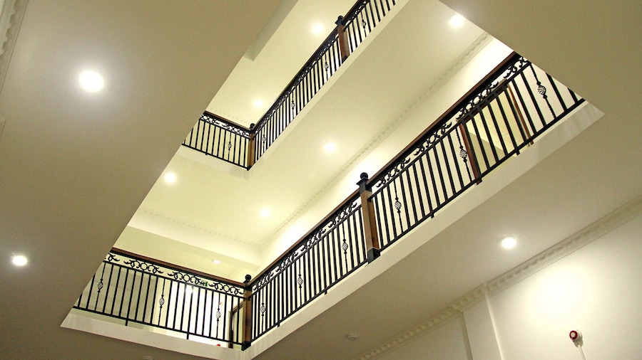 Ronaka Airport Transit Hotel