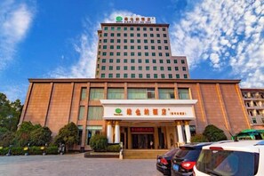 Unclassified image, 2 of 30, button - Vienna Hotel ( Hunan Zhangjiajie City Park ) (Zhangjiajie)