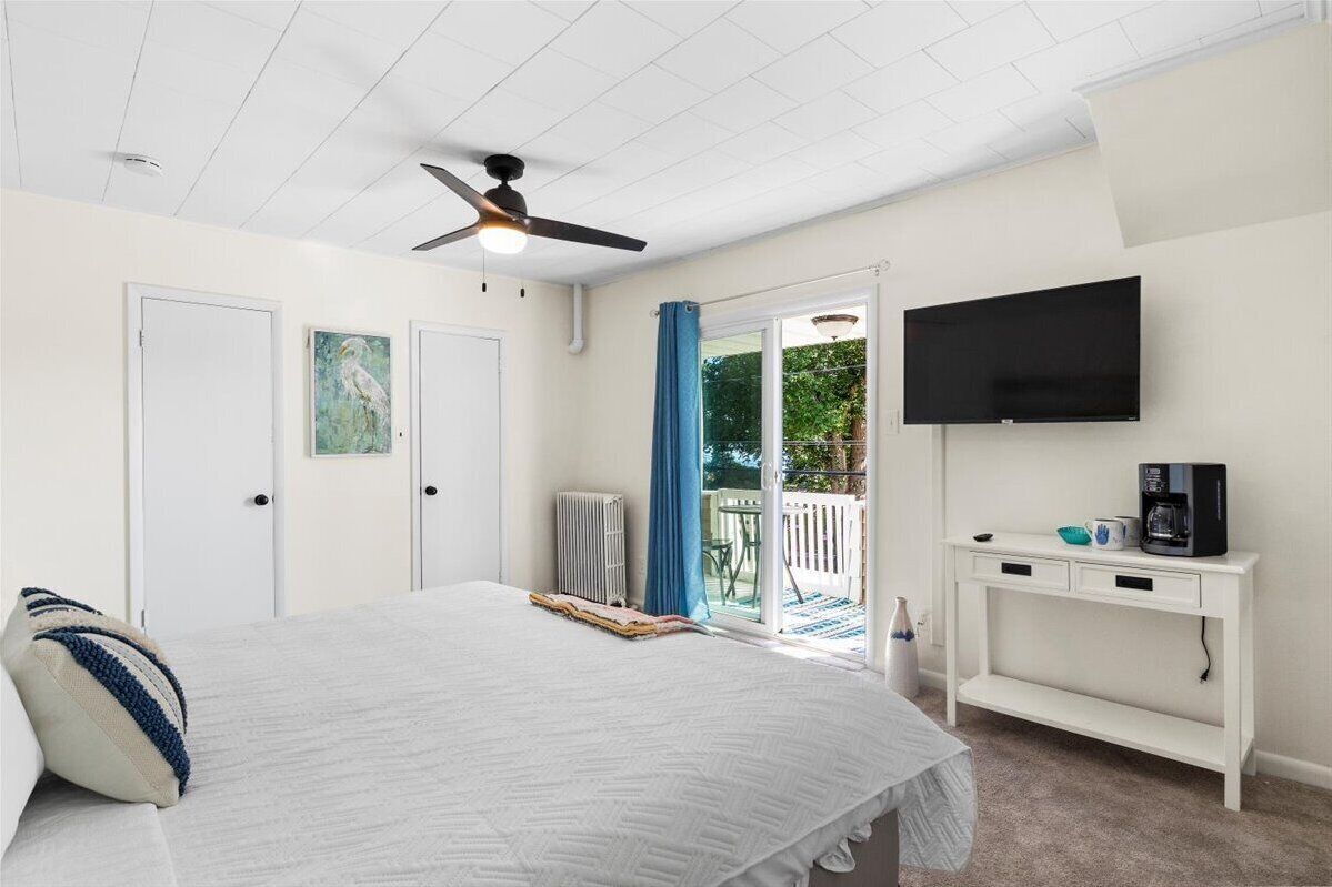 2 bedrooms, desk, iron/ironing board, free WiFi