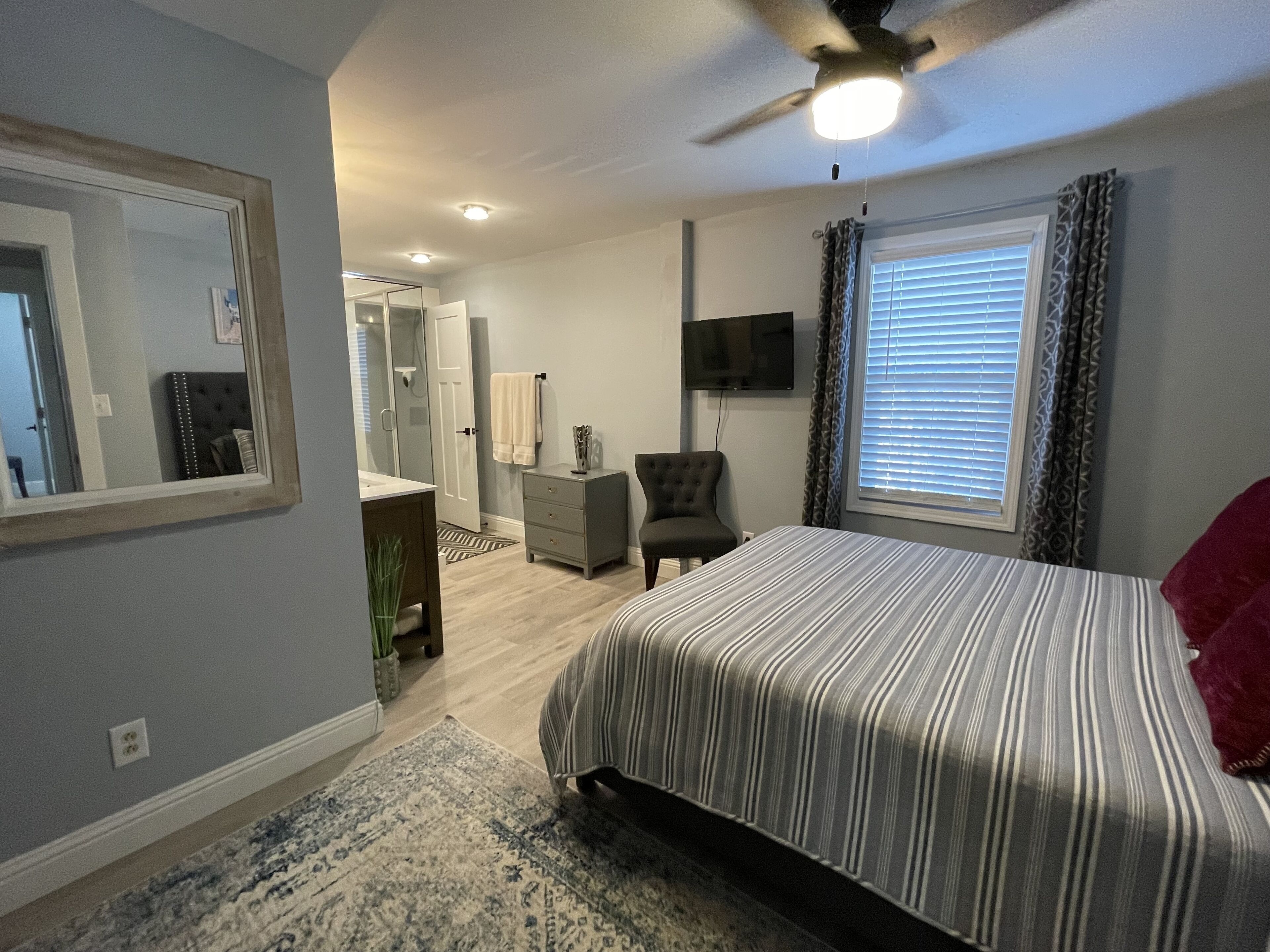 3 bedrooms, iron/ironing board, free WiFi, bed sheets