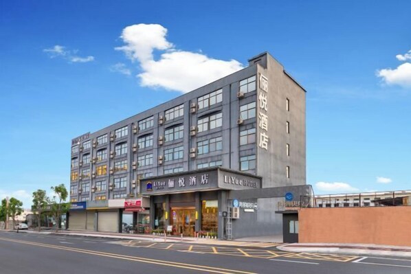 Exterior - Country Inn & Suites by Radisson, Dongguan Houjie Wanda Plaza (Dongguan)