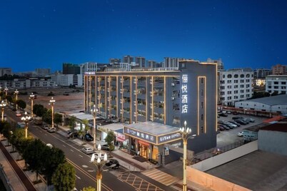Country Inn & Suites by Radisson, Dongguan Houjie Wanda Plaza