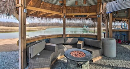Missouri Vacation Rental with Fire Pit Access