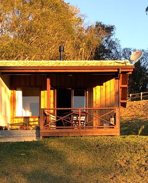 Chalet de lujo, bañera de hidromasaje, vistas a la montaña | Exterior