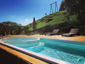 2 piscinas al aire libre, sombrillas, tumbonas