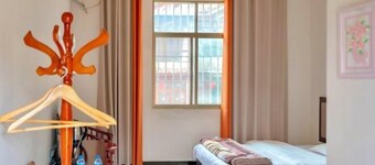 Hongtu Qiufeng Inn