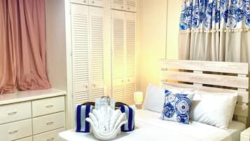 5 bedrooms, in-room safe, iron/ironing board, free WiFi