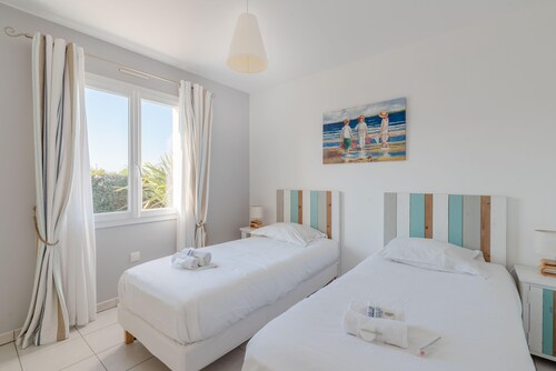 La Retzienne - Parking - Jardin