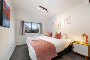 4 間睡房、熨斗/熨衫板、可攜式嬰兒床、免費 Wi-Fi