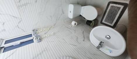 Dusche, Handtücher, Seife