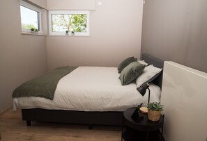 4 bedrooms, in-room safe, soundproofing, iron/ironing board - Casa Tibella is an attractively furnished holiday home. (Ichtegem)