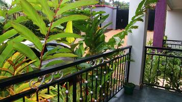 Apartment | Balcony