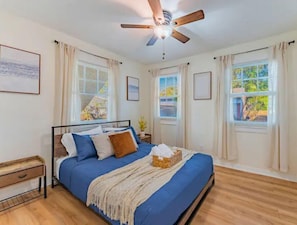 4 bedrooms, free WiFi, bed sheets