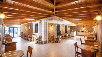 Gratis frukostbuffé varje dag