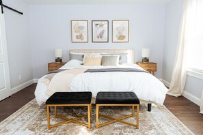 4 bedrooms, in-room safe, desk, iron/ironing board