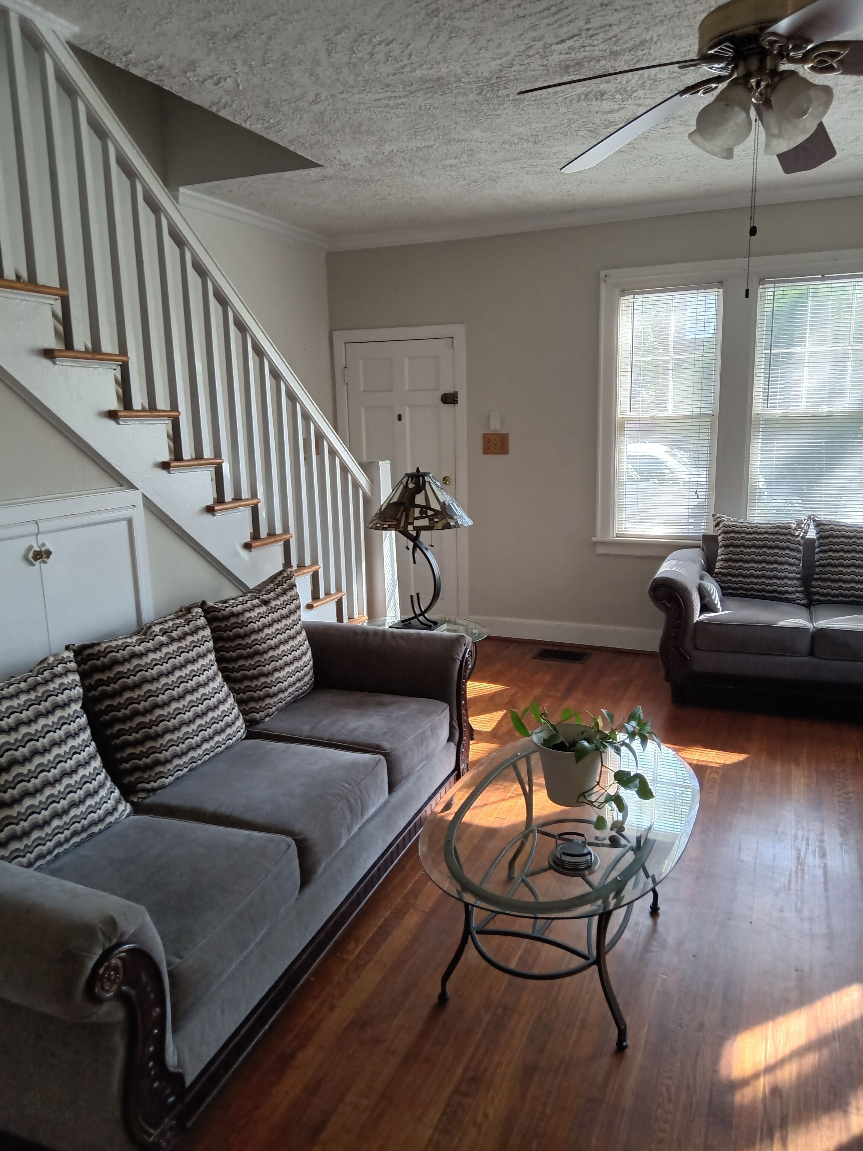 TOWNHOME short drive to the BEACH