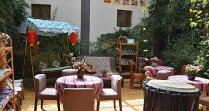 Maple Leaf Inn Lijiang