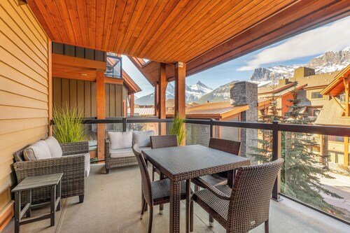 Canmore Beautiful Condo Best Views Best Rates