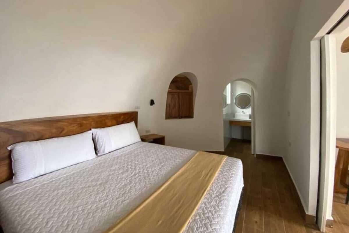 Comfort Studio Suite, Multiple Beds, Garden View