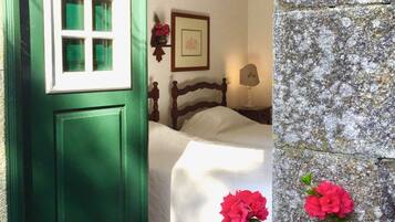 Family House, Patio, Garden View | 2 bedrooms, individually decorated, individually furnished