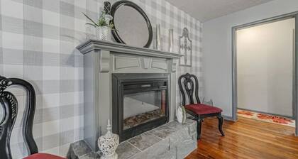 Lovely Home in the Heart of Springfield