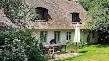 House | Bahagian luar