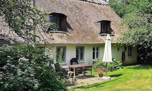 6 Person Holiday Home in Augustenborg