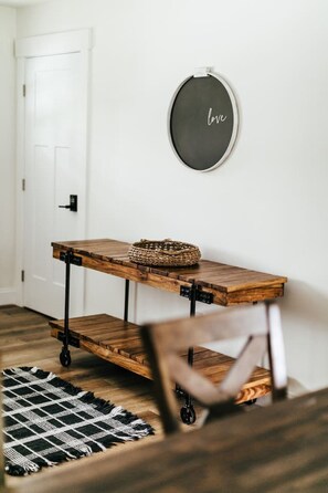 Interior - The Cottage | Modern & Cozy | Mountain Creek Ski (Sussex)