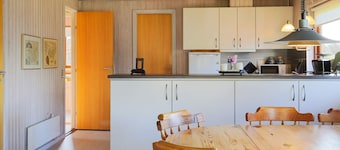 6 Person Holiday Home in Dannemare-by Traum