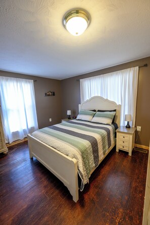 5 chambres, Wi-Fi, literie fournie, accessible en fauteuil roulant