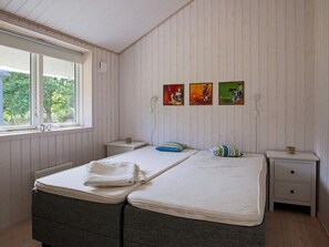 House - 6 Person Holiday Home in Hojby-by Traum (Hojby)