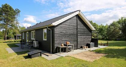 6 Person Holiday Home in Hojby-by Traum