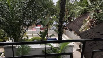 Quang cảnh nhìn từ nơi lưu trú