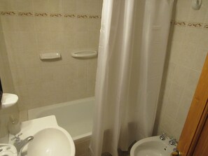 Hair dryer, towels, soap, shampoo - Dúplex del Centro SM Andes (San Martin de los Andes)