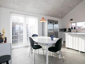 House | Dining